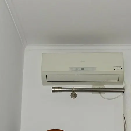דירה Reni's
